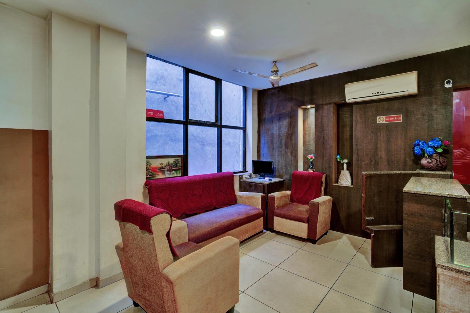 Hotel O Jk Inn 티루푸르 외부 사진